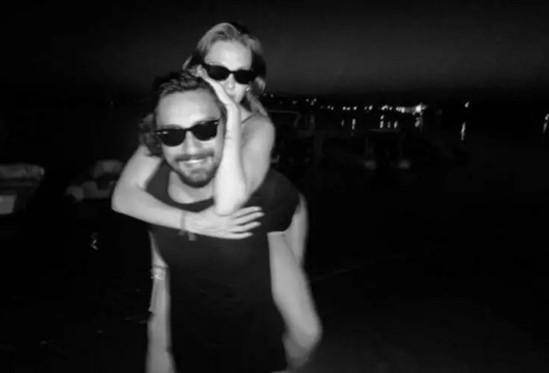 Ünlü çift Yunanistan'a gitti!